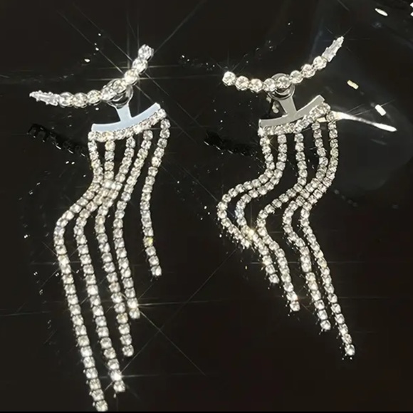 Cascading Cubic Zirconia Dangle Earrings - Picture 2 of 6